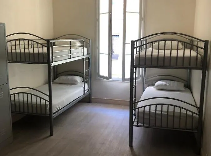 La Promenade House *