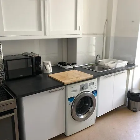 La Promenade House Albergue *